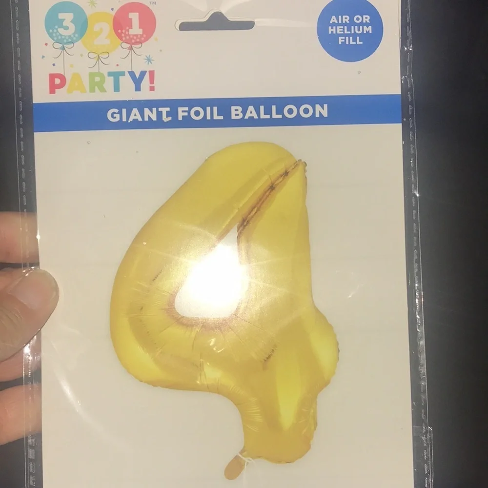 NIP Giant 6-pc Gold Foil Balloons